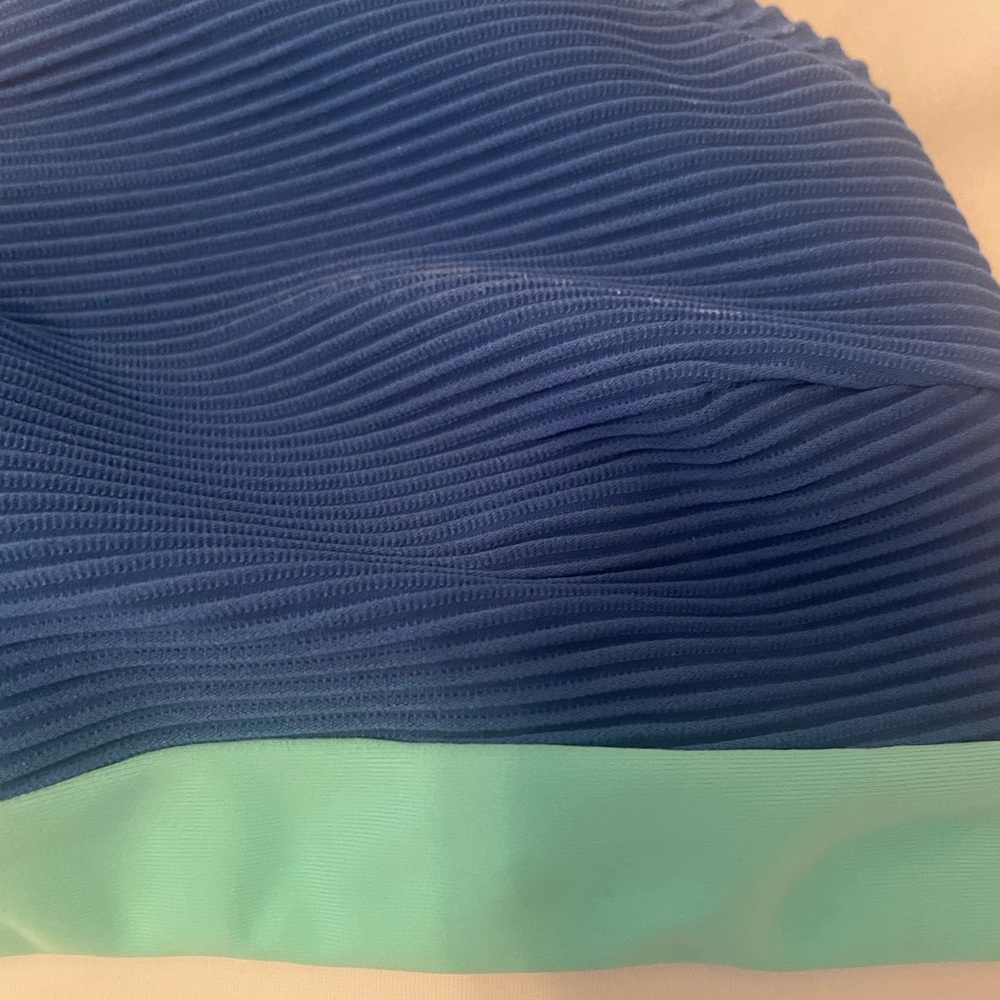 Two piece “Cupshe” swimsuit - Picture 2 of 4